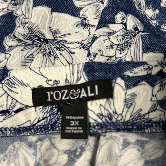 Roz and Ali plus size 3X floral midi skirt - Picture 6 of 6
